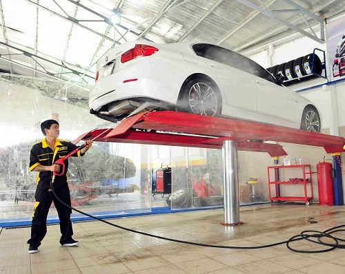 Best engine bay clean Lucknow